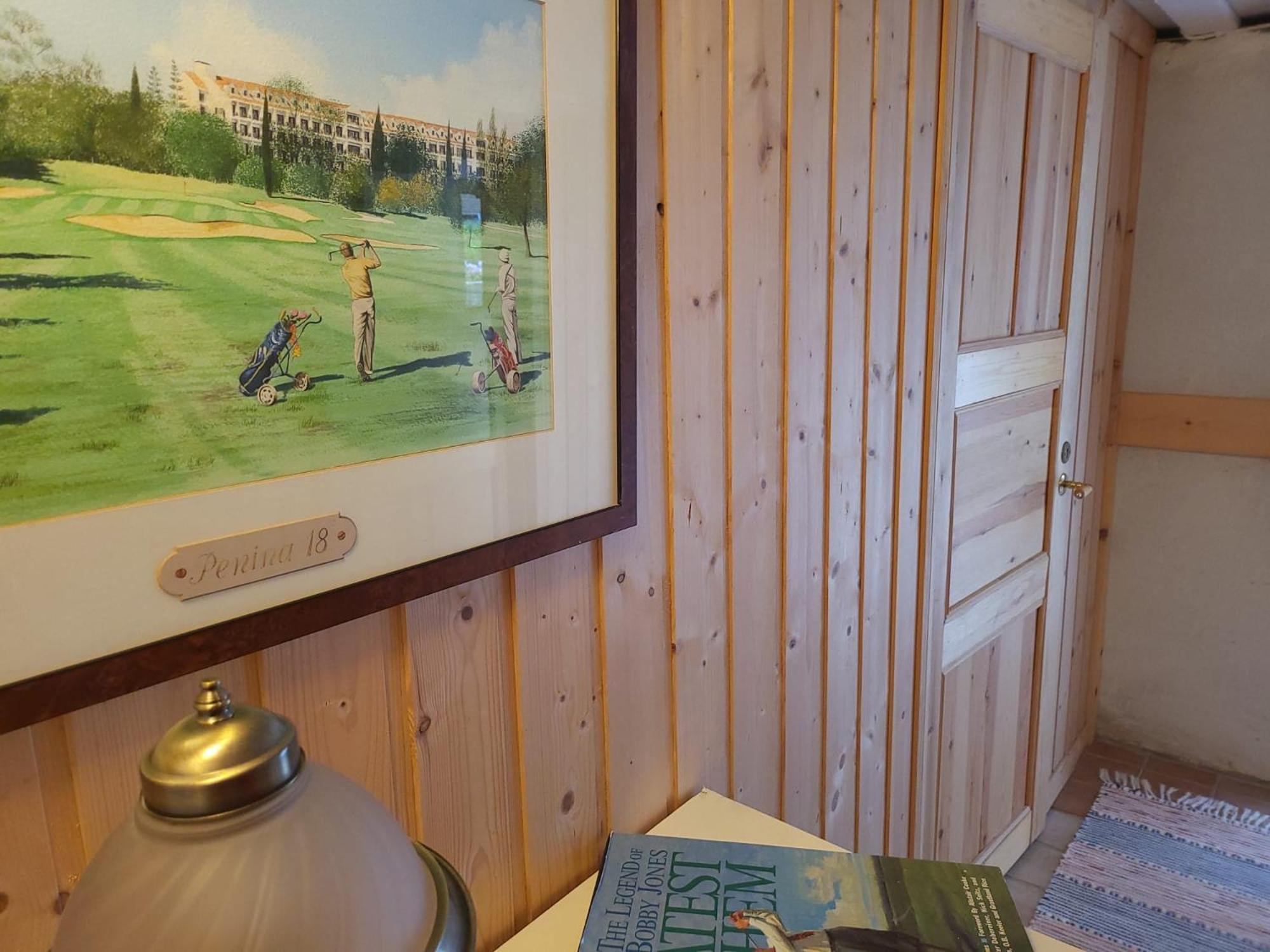 Lilla Huset Med Stor Traedgardstomt Naera Golf Och Hav Villa Trosa Dış mekan fotoğraf